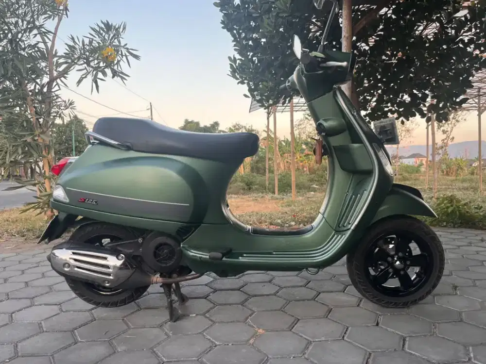 DIJUAL VESPA S 125