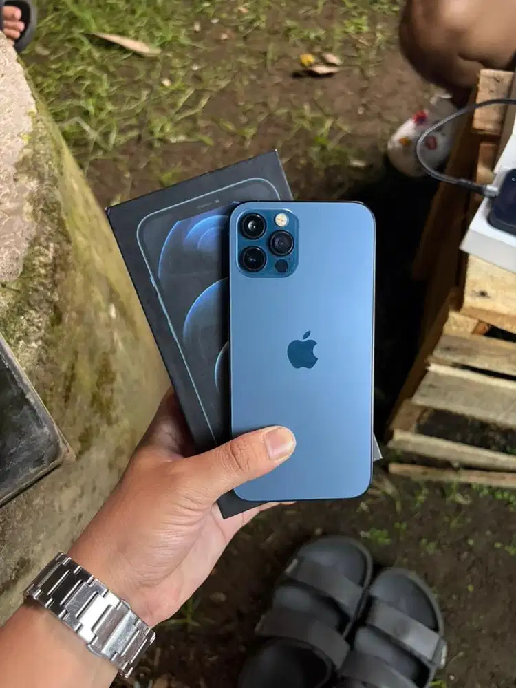 Iphone 12 pro 256Gb Bh80% Cocok Game dan Kerja sih