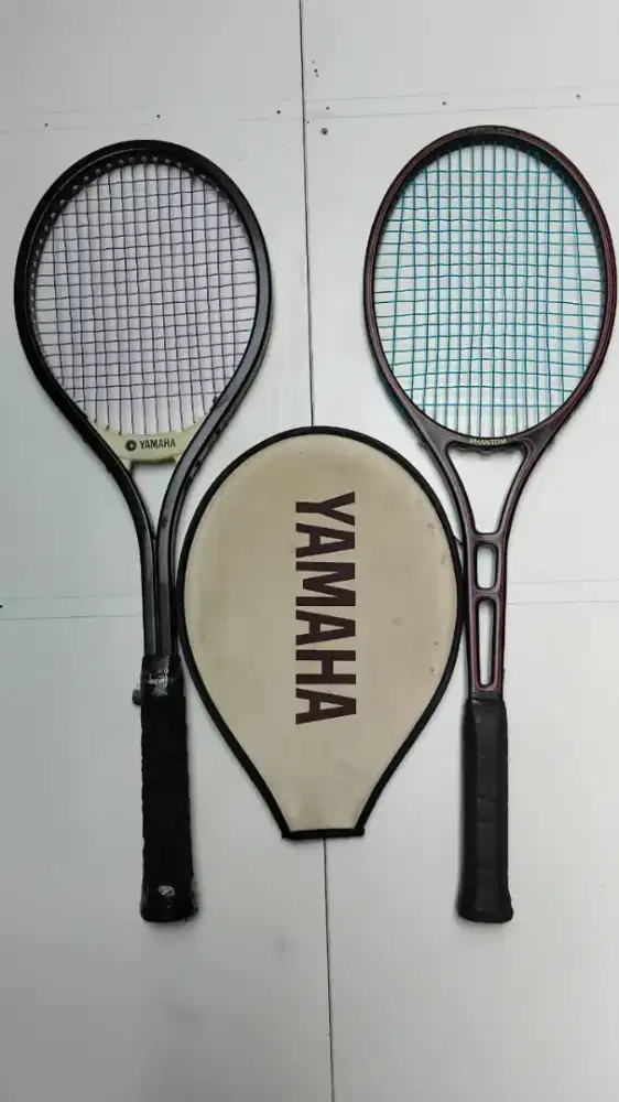 Raket Tenis Antik