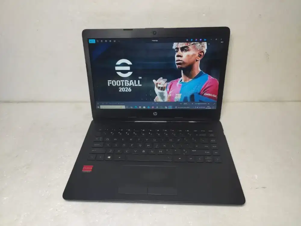 B1367 hp 14 cm0065AU amd A9-9425 Ram 4GB ssd 128GB 
- baterai baru