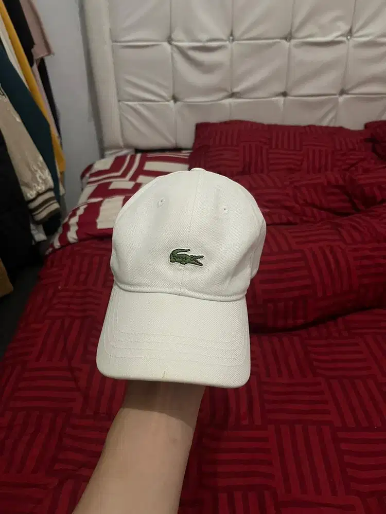 Topi Lacoste Putih
