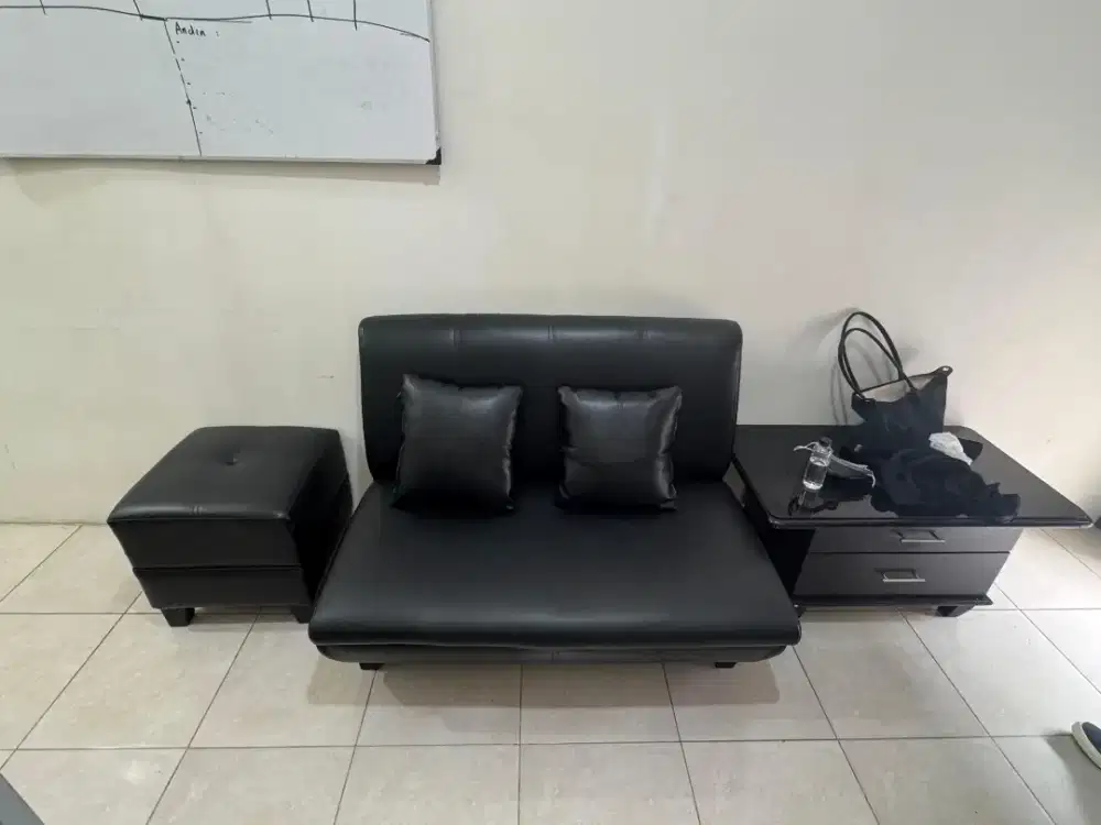 Sofa dan meja 1 set