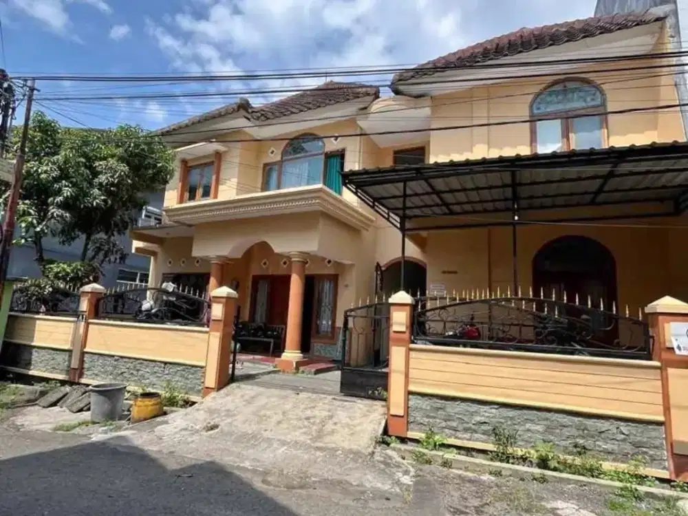 Rumah Kost Bunga Merak Suhat Full Penghuni