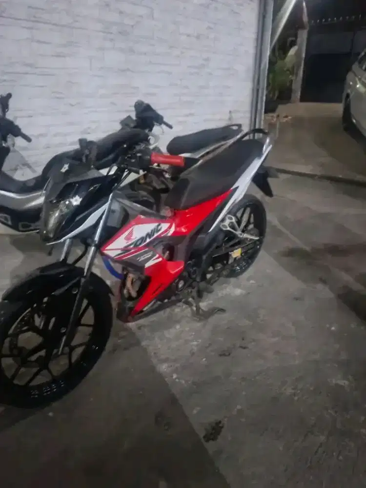 Sonic 2019 kumplit pajak off