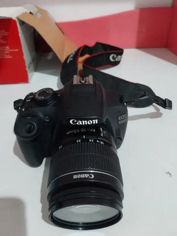 Kamera Canon DSLR  EOS 1200D