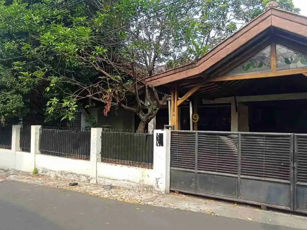 Rumah Di Area Kebayoran Baru Dekat Gandaria City dan Pondok Indah