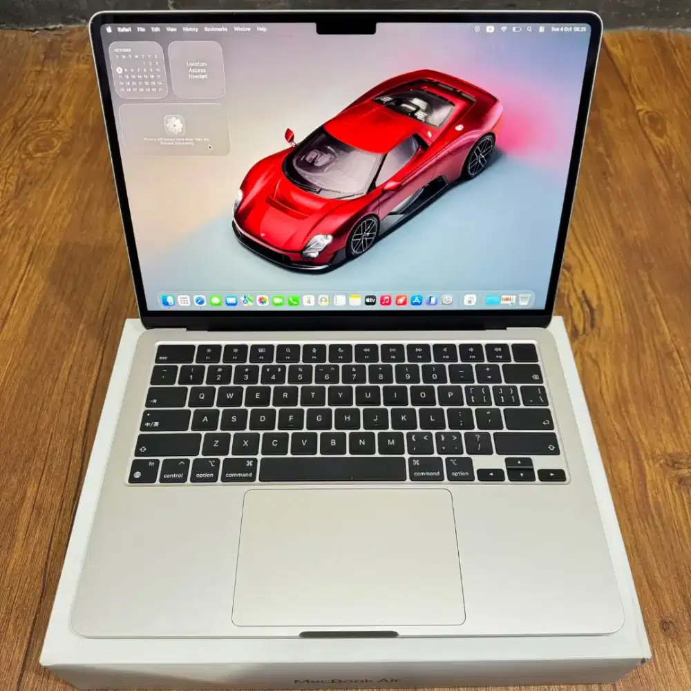 Macbook air m2 2022 13 inch ram 8gb ssd 256gb fullset mulus bisa cod