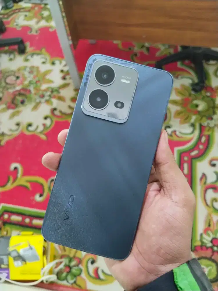 Vivo v25E Ram 8/256 ( HP only ) lecet pemakain sidik jadi layar