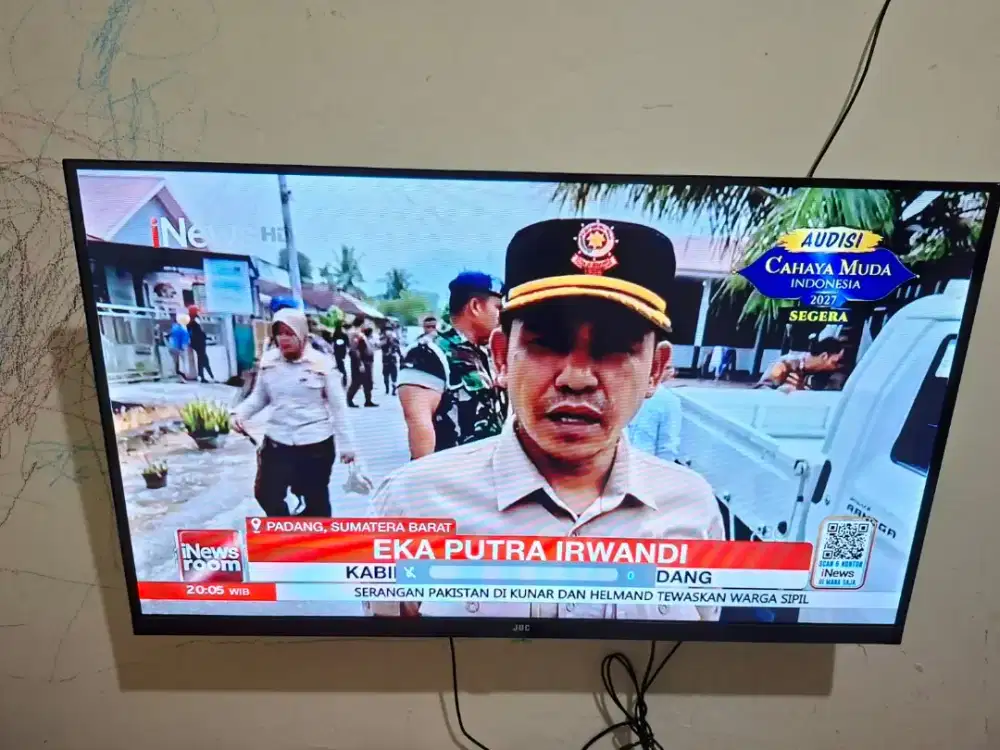 Smart TV JUC 32 inch