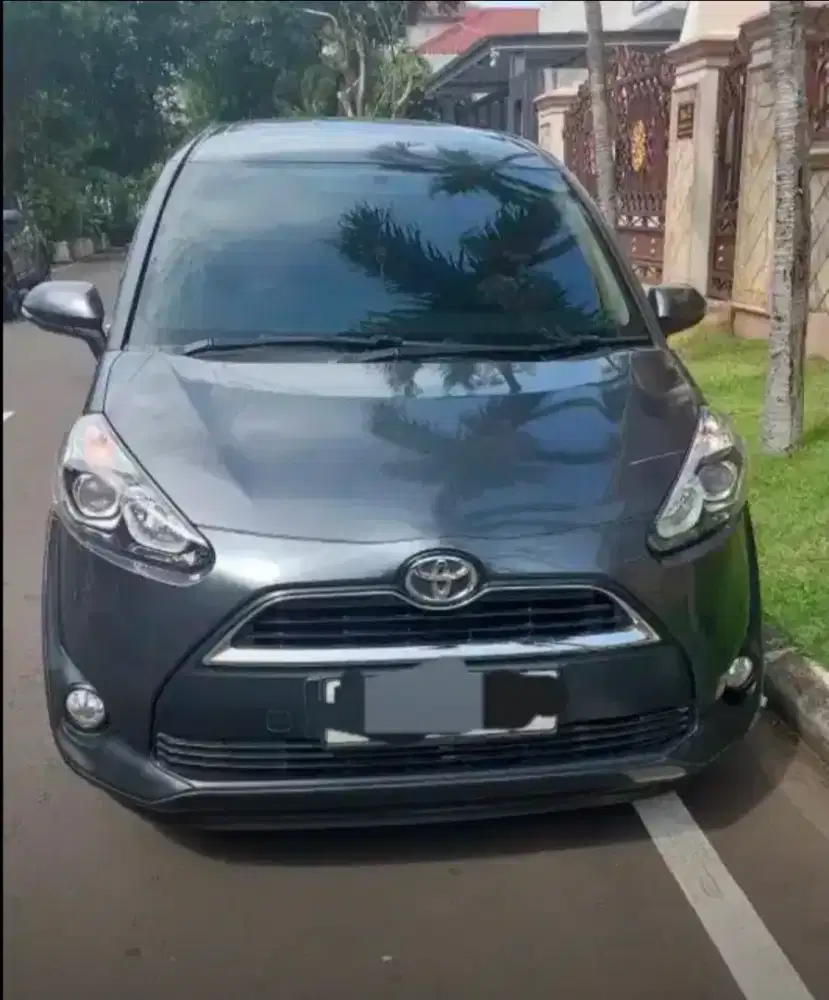 Dijual Toyota Sienta 1.5 G AT Thn 2019
