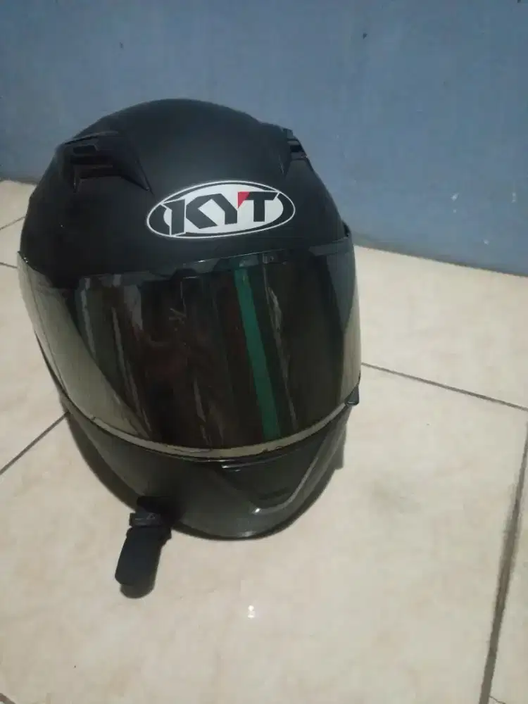 KYT R10 black doff
