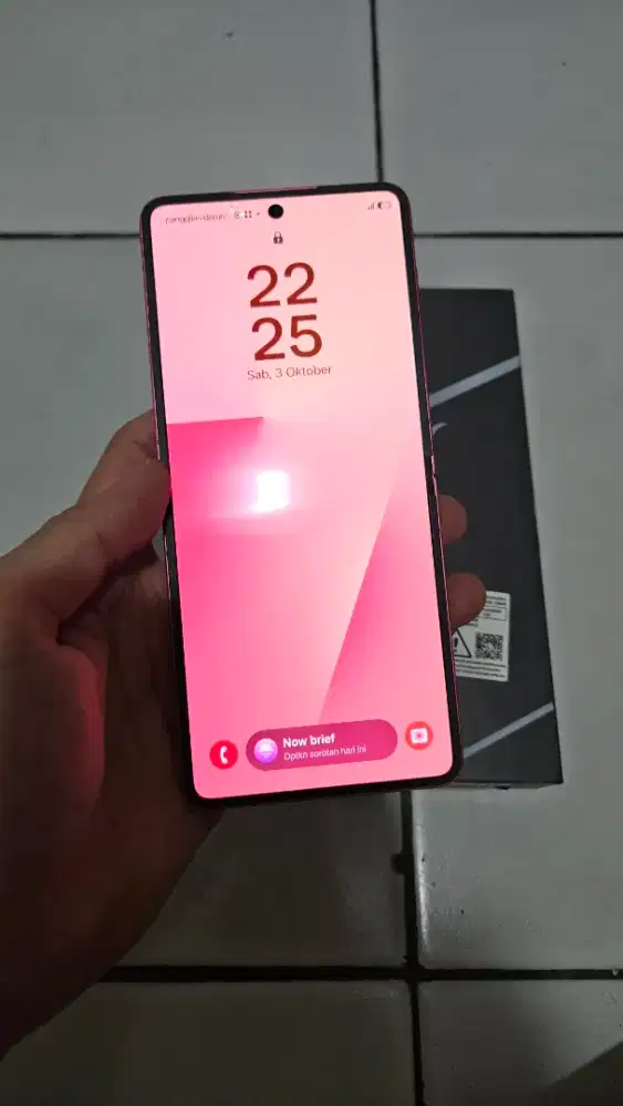 Samsung Z Flip 7 256gb Coralred Like New Fullset Minus