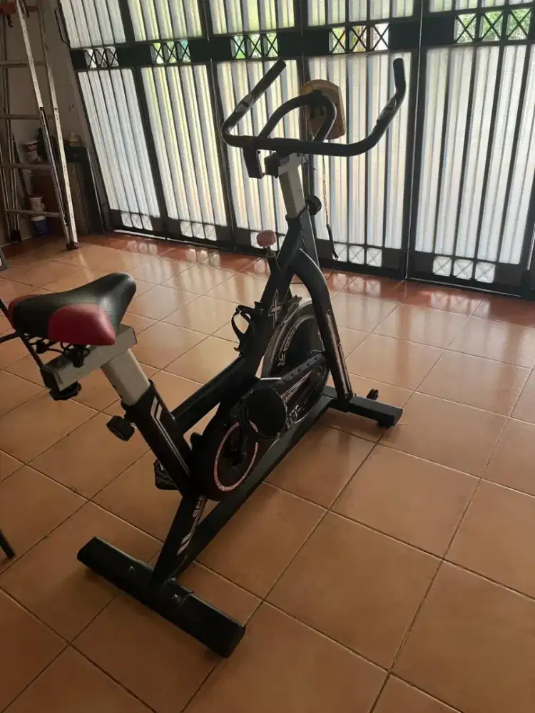 Fitness Spinning Bike Hanatha