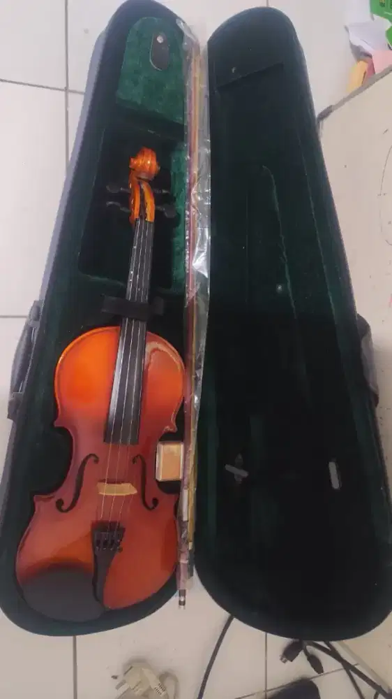 Dijual Biola Akustik Skylark MV-005 Size 4/4 - KONDISI BEKAS
