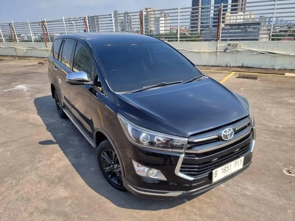 Toyota Kijang Innova Venturer Diesel Biosolar Matic th 2017,mewah gan!