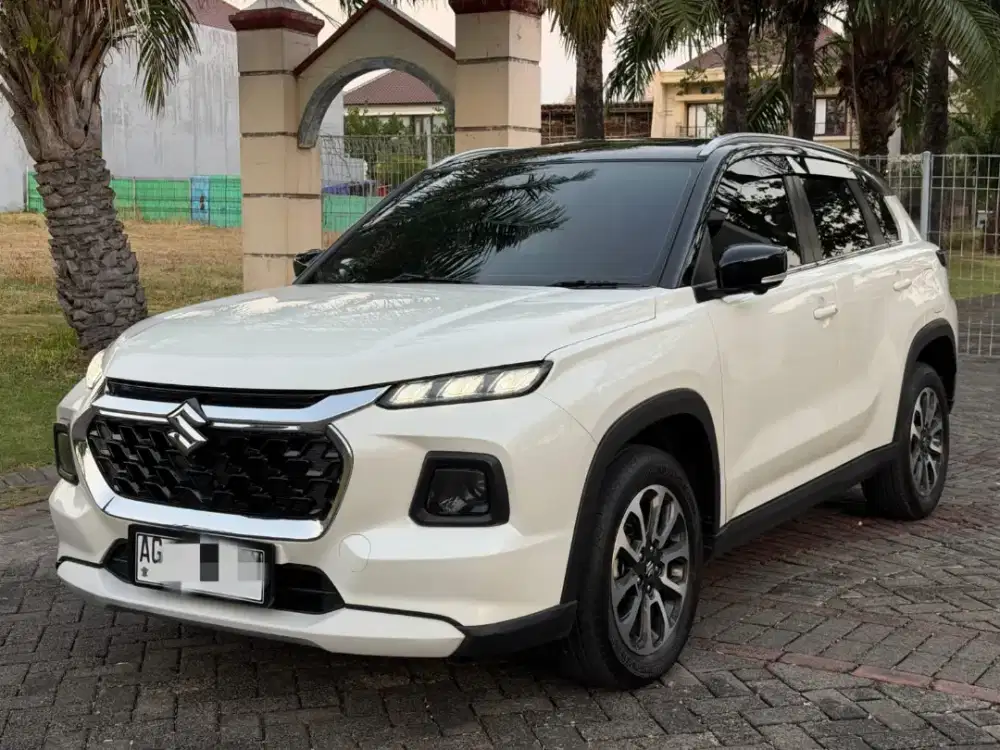Suzuki Grand Vitara 2024 Matic Putih Istimewa
