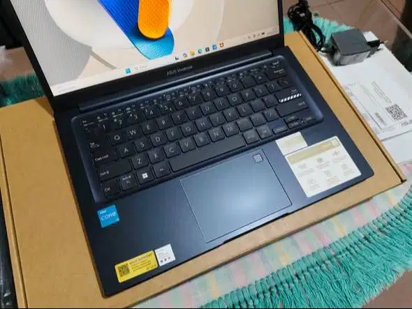Laptop asus new vivobook 14 a1404va-vips3851m model terbaru