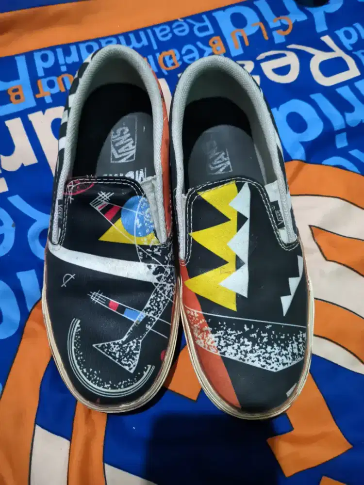 JULA SEPATU BEKAS  VANS OFF THE WALL PRIA