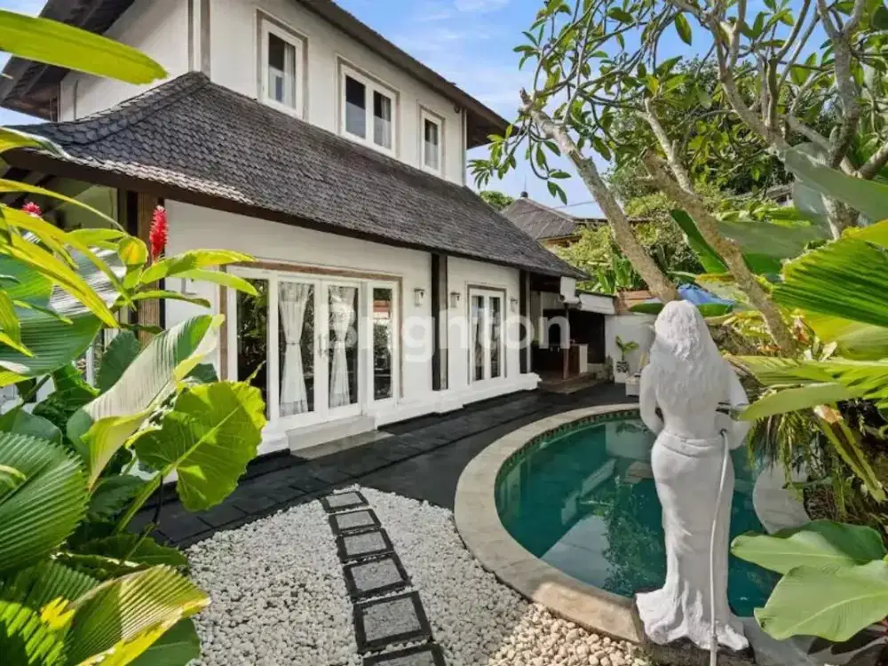Walking Distance to Nelayan Beach | Beautiful 3BR Villa in Canggu