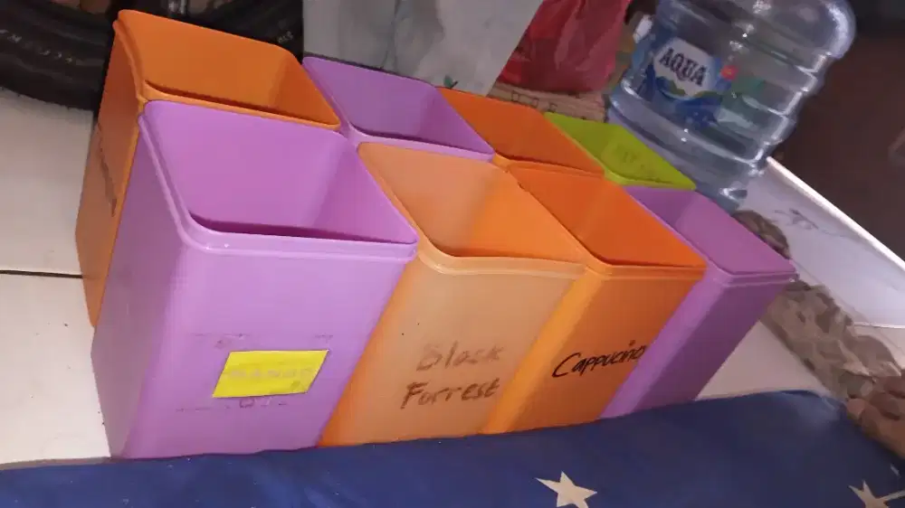 Wadah bubuk/powder bekas jualan bubble