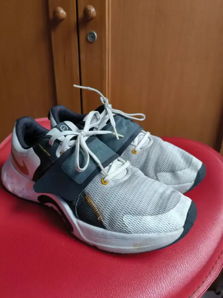 Nike Renew Retaliation 4 Workout Fitness Shoes sepatu olahraga