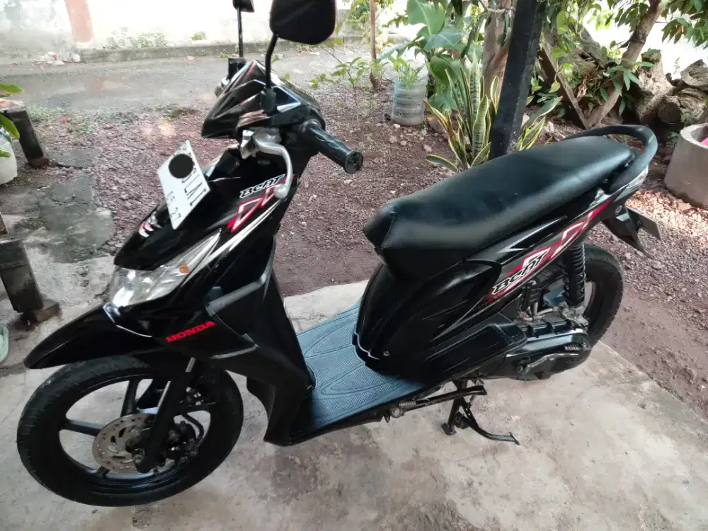 Di jual honda beat 2012