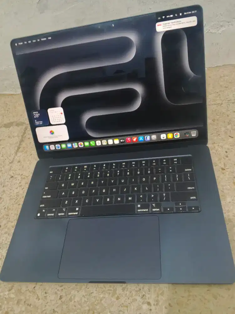 Macbook m2 15ins gaming and desaign 8/256@14500n3go