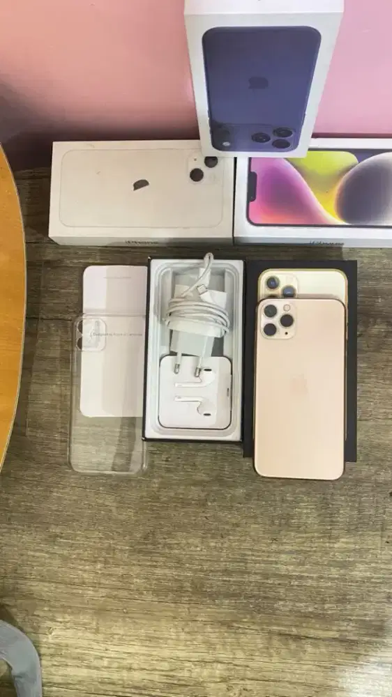 IPHONE 11 PRO 64GB GOLD