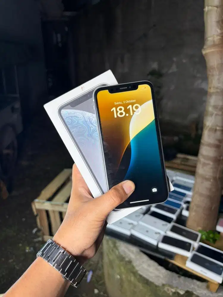 Iphone xr 64 Gb IBOX Bh87% MURAH