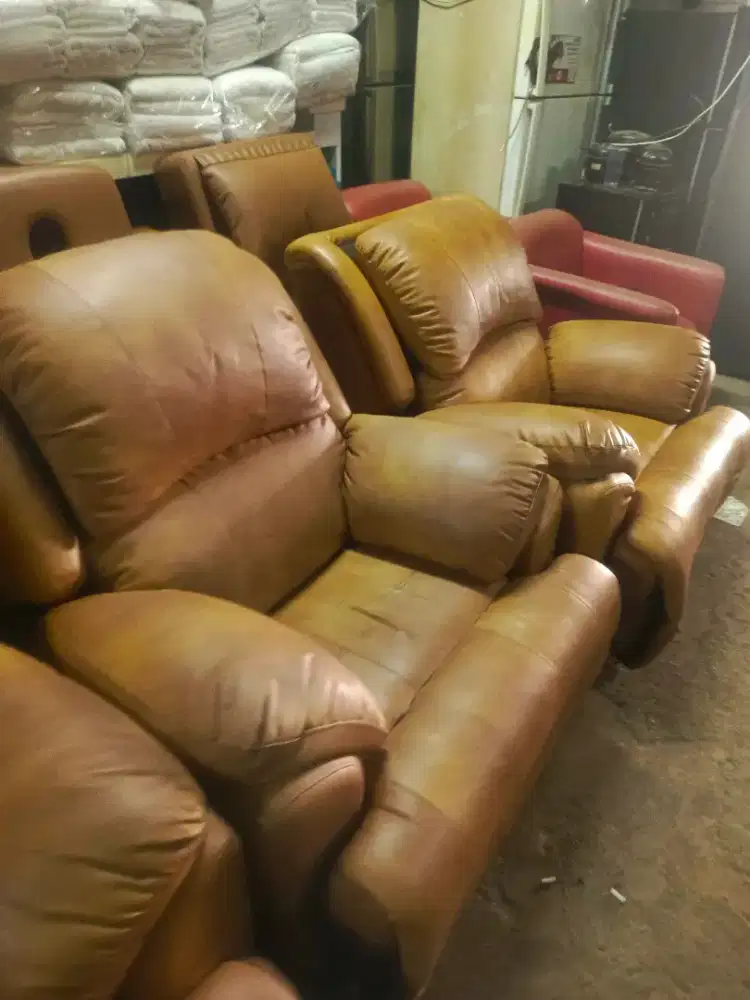 Sofa ruang tamu