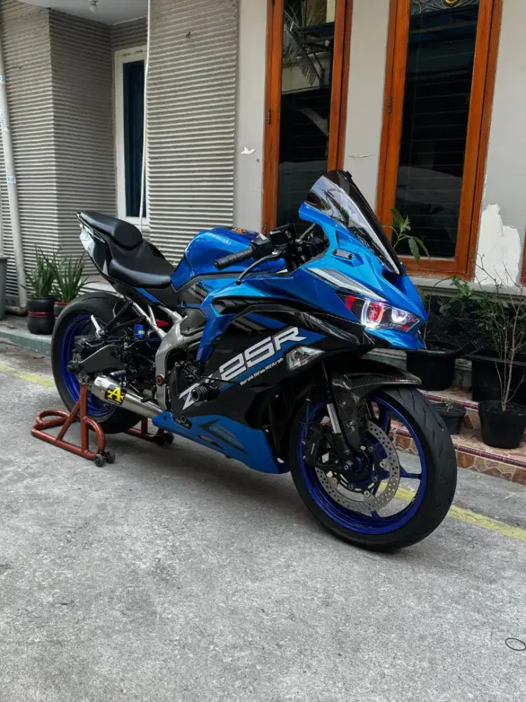 FOR SALE: Kawasaki Ninja ZX250R Modif elegan & Gahar
