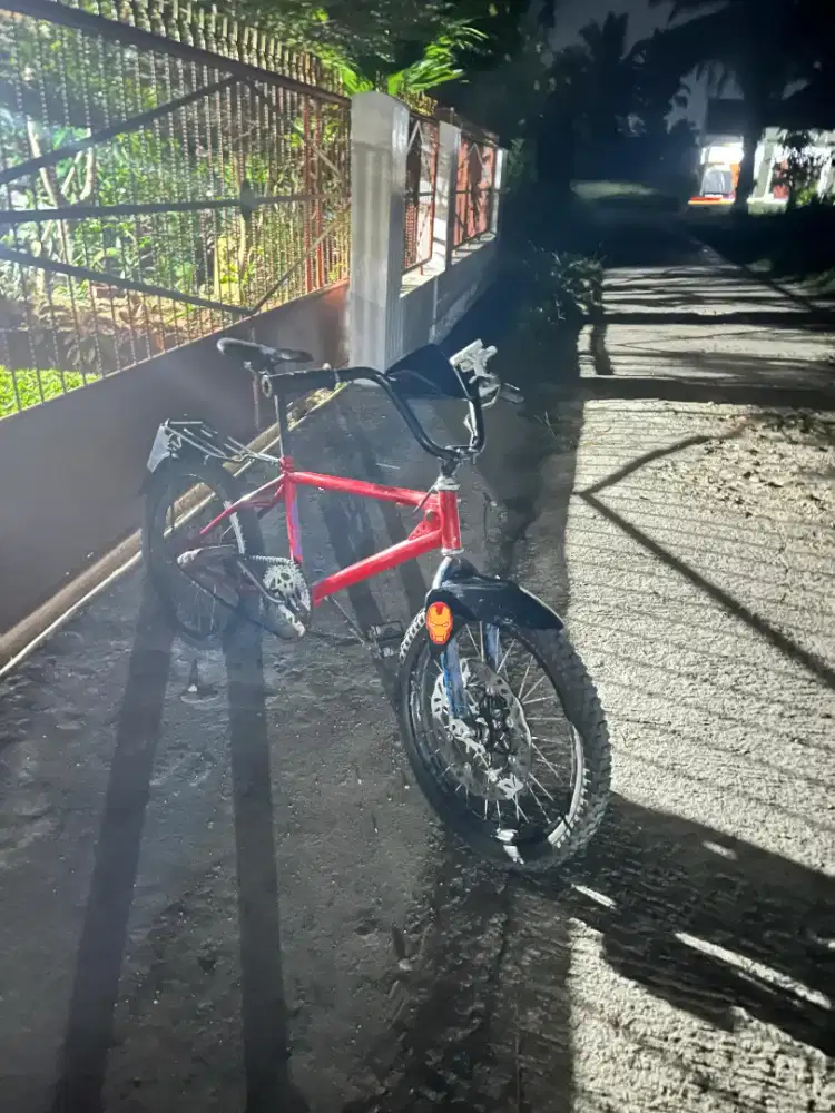 Sepeda BMX oyama Jhonson style kt