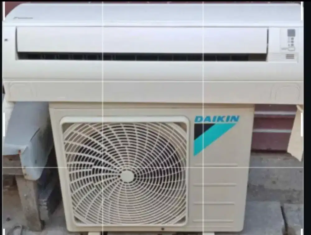 Jual ac daikin 1pk  lowwat 650 watt kondisi 95% ori semua