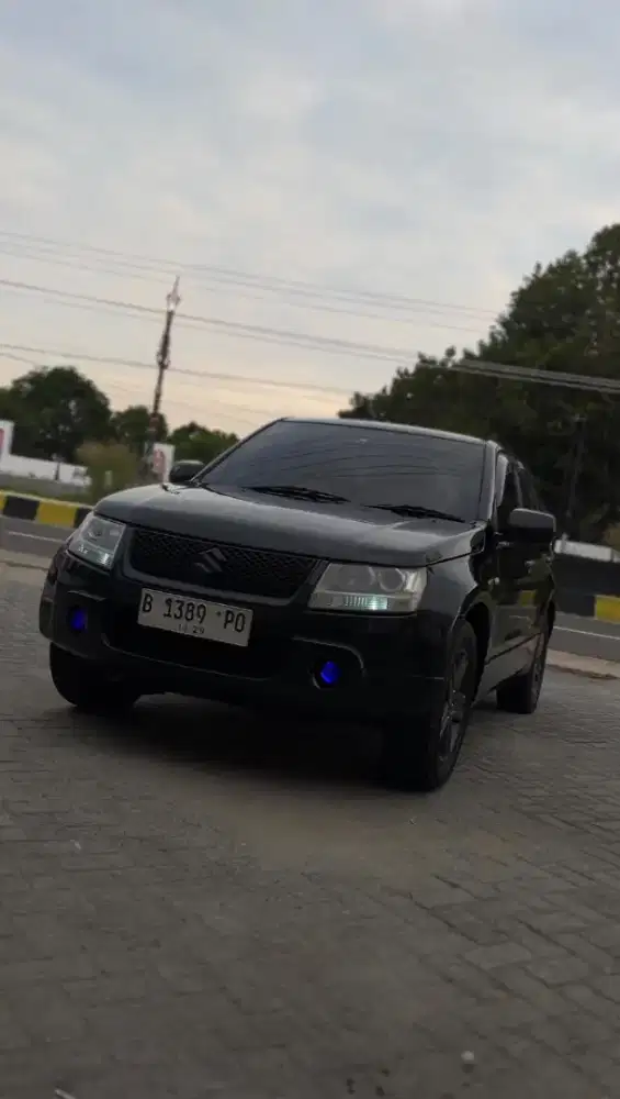 Dijual mobil GREN VITARA 2007