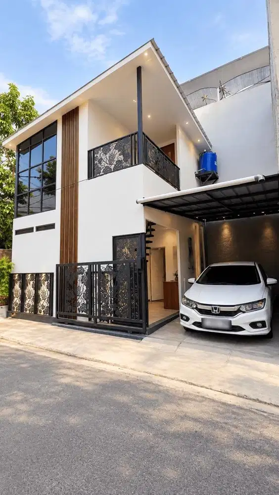 Rumah cantik minimalis compact, Siap Huni di Jakarta Selatan
