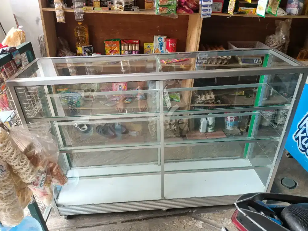 Jual Etalase ukuran sedang bisa nego