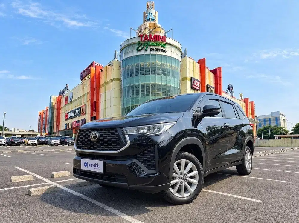 TDP RENDAH - Toyota Kijang Innova 2.0 Zenix V CVT AT 2022 Hitam CDKOB