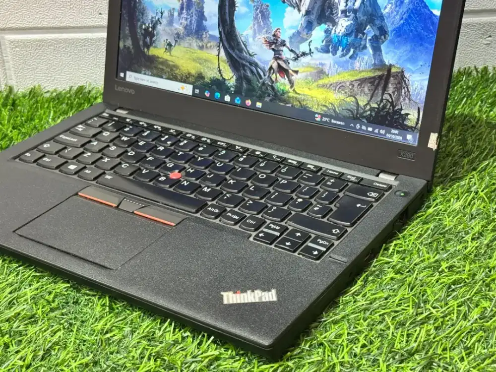 Laptop Lenovo Thinkpad x260 intel core i5-6300U RAM 4 GB/SSD 128 GB24