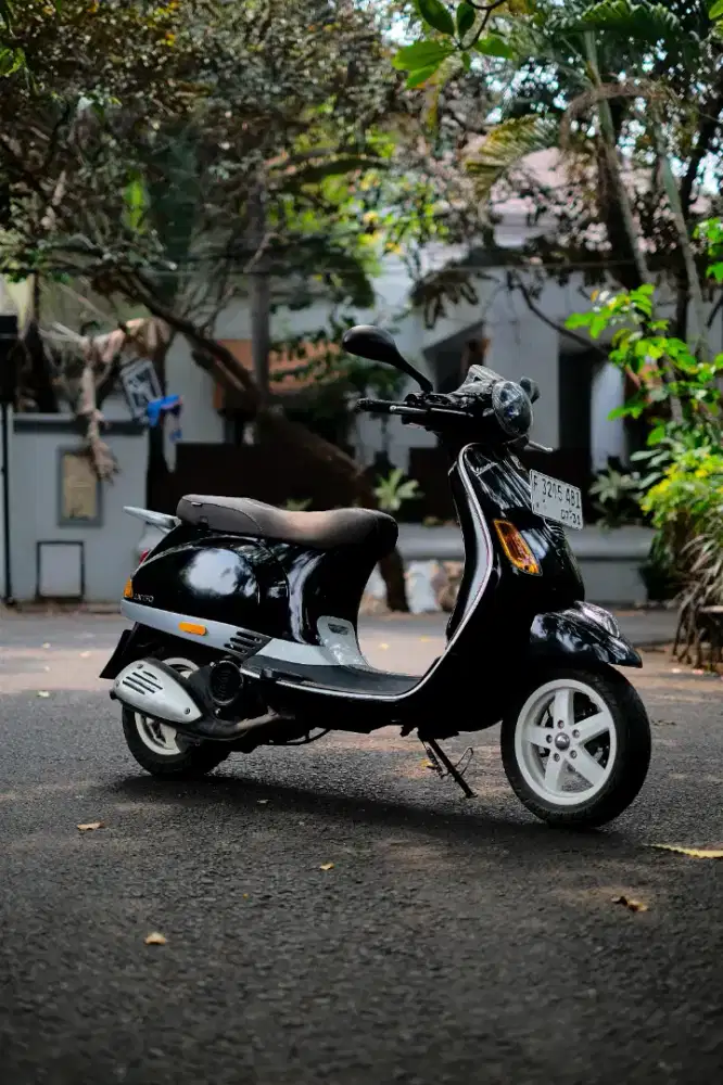 PIAGGIO VESPA LX 150 2VIE TERMURAH BERGARANSI MESIN 1 TAHUN