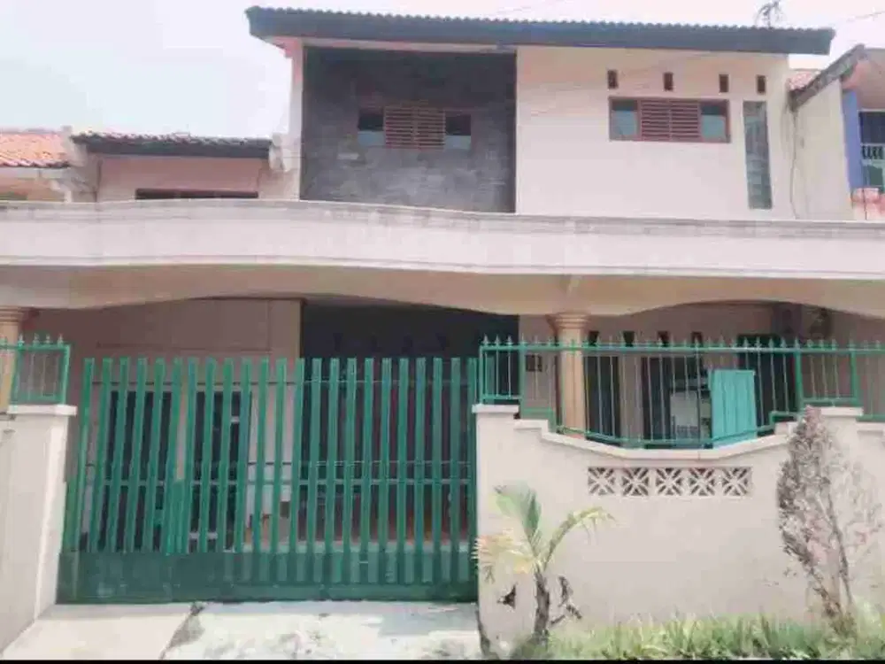 Rumah 2 Lt di Jl Lebdosari I, Kalibanteng Kulon, Semarang Barat