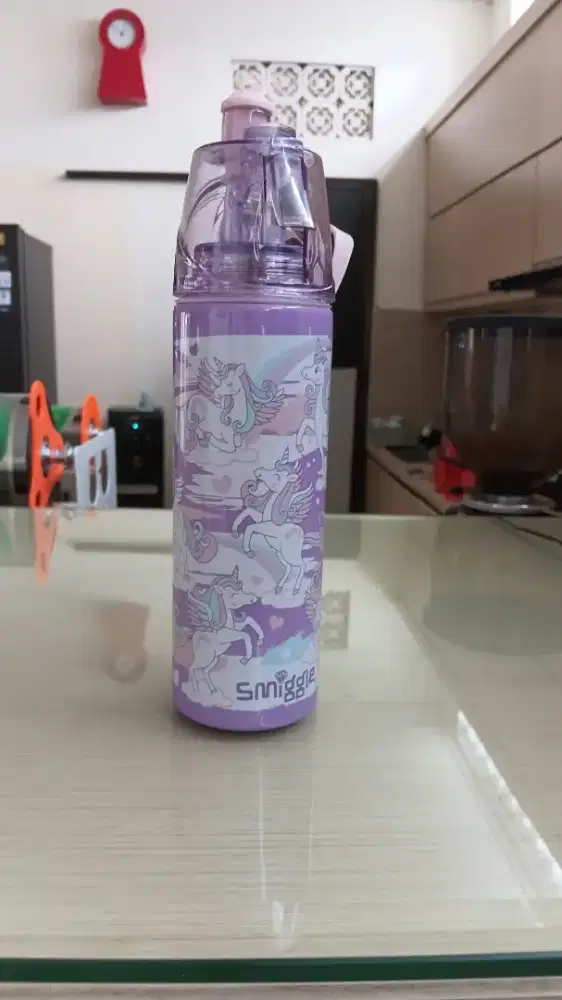 Tumbler smiggle ori like new jarang pakai