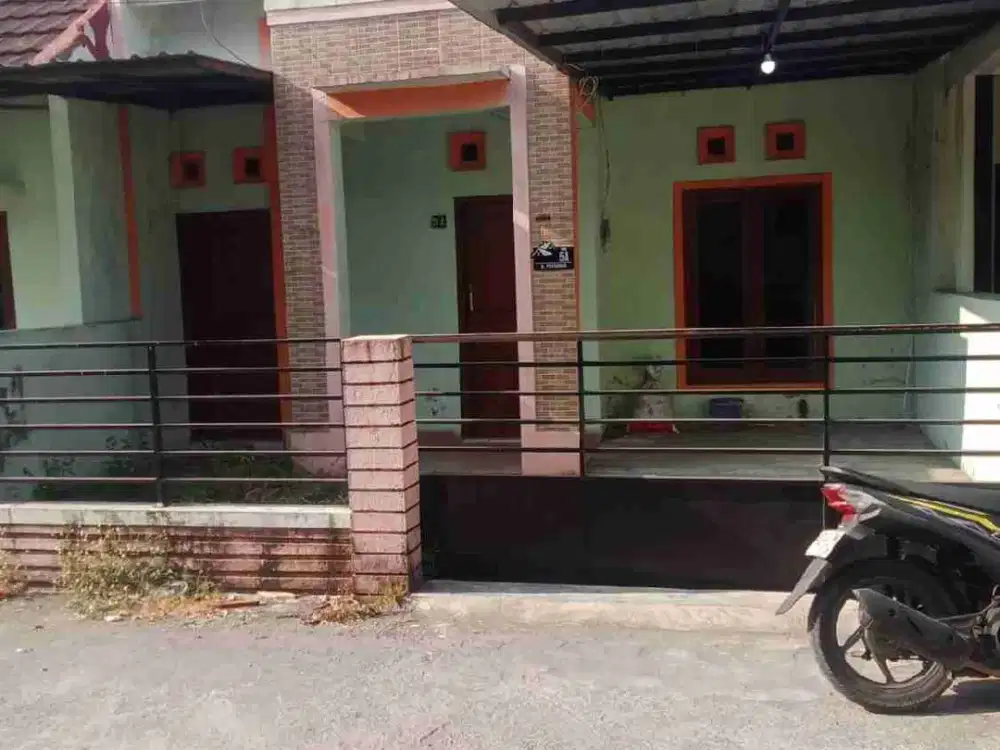 Kontrakan rumah dalam cluster bebas sopan di maguwoharjo dekat stadion