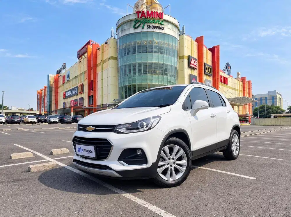 TDP RENDAH - Chevrolet Trax 1.4 LTZ Bensin-AT 2017 Putih CBZTB