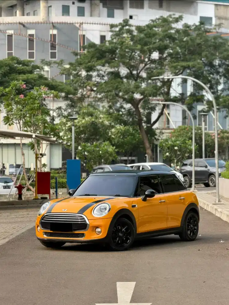 [Cash] Mini Cooper 5 Door F55