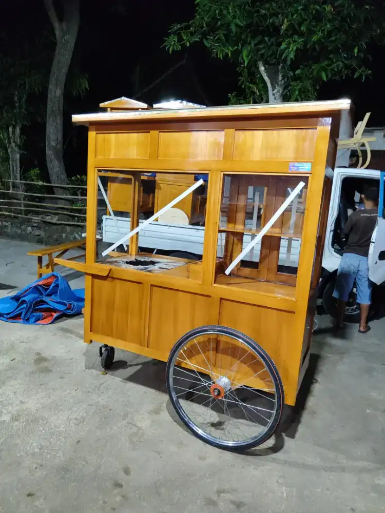 Aneka Gerobak Bakso Mie Ayam Bubur Sate Soto Angkringan Gorengan dlL