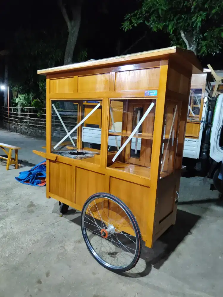 Aneka Gerobak Bakso Mie Ayam Bubur Sate Soto Angkringan Gorengan dlL