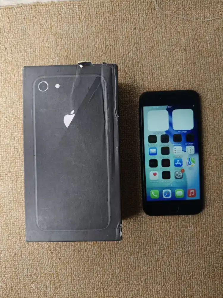 Iphone se tahun 2020 ex inter 64gb