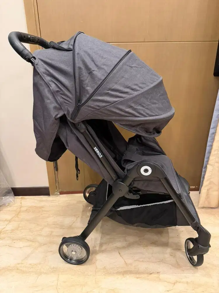 Stroller Xero 3 Black Bisa sampai 50kg