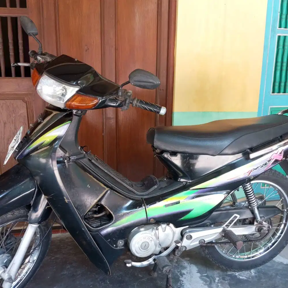 Honda supra thun 2001