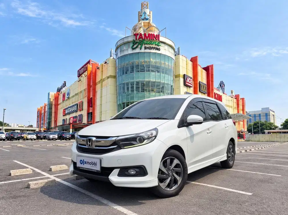 TDP RENDAH - Honda Mobilio 1.5 E Bensin-AT 2019 Putih CUKZB